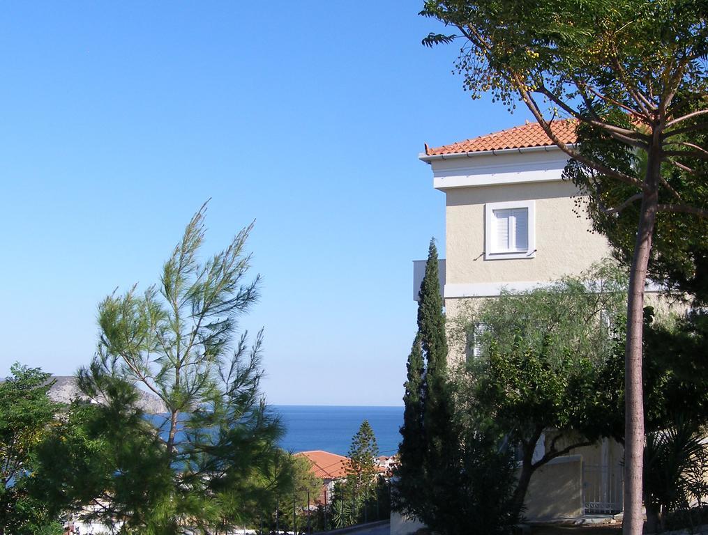 Treehouse Holiday Homes Ermioni Room photo