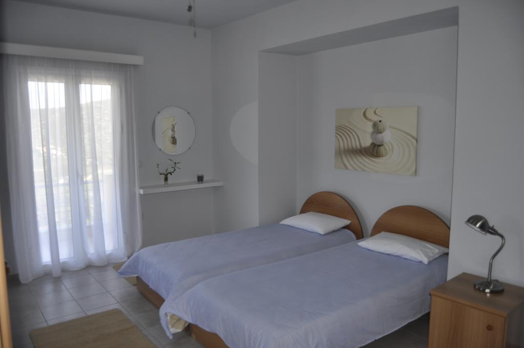 Treehouse Holiday Homes Ermioni Exterior photo